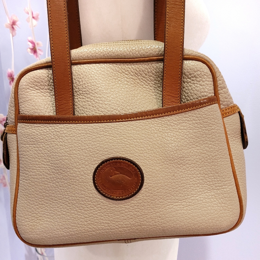 DOONEY & BOURKE Vintage Shoulder Bag - Picture 3 of 8